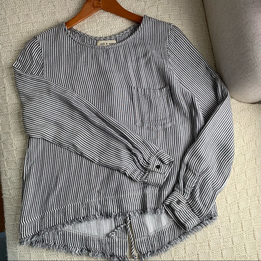 Cloth & Stone blouse - size small - worn once